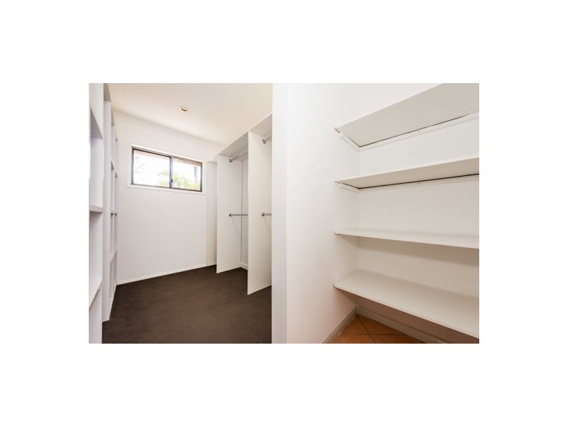 24 Windsor Drive, Hay Point QLD 4740
