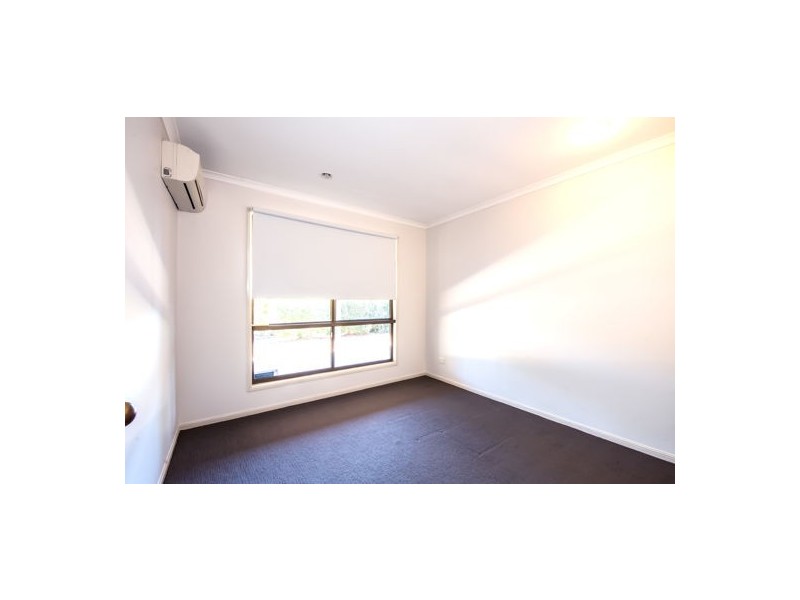 24 Windsor Drive, Hay Point QLD 4740