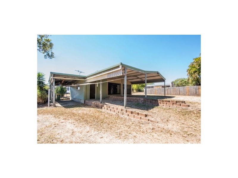 24 Windsor Drive, Hay Point QLD 4740