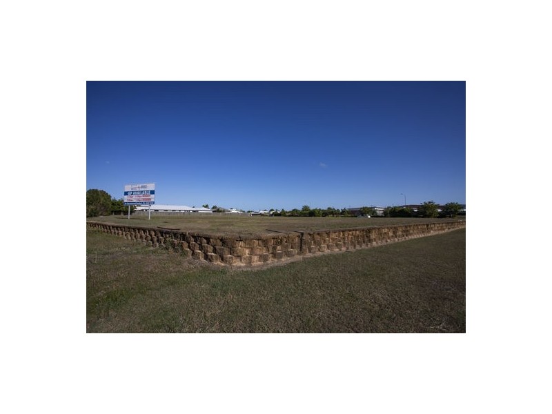 L201 (1-9) Mercy Drive, North Mackay QLD 4740