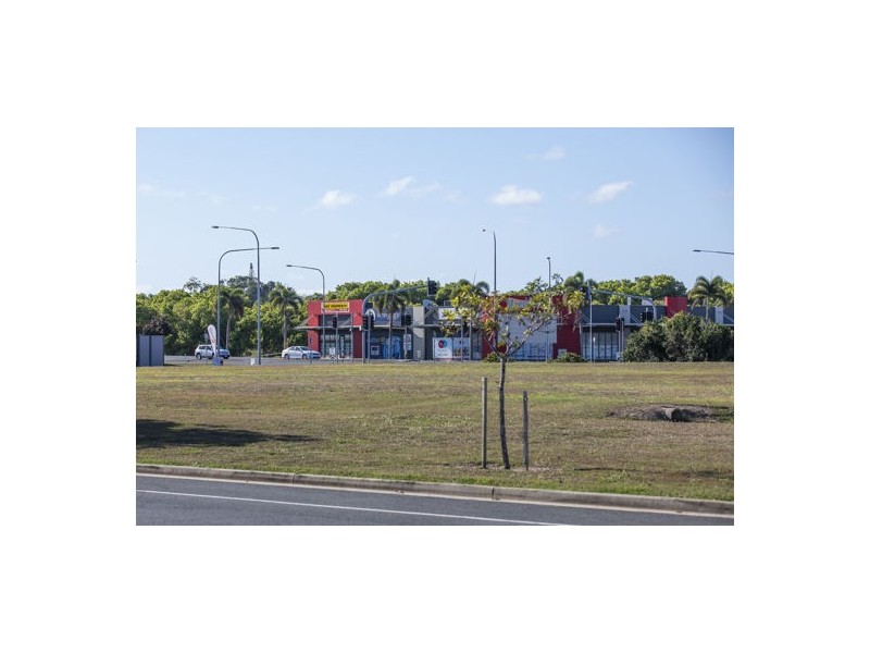 L201 (1-9) Mercy Drive, North Mackay QLD 4740