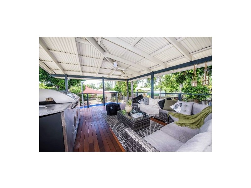 16 Beaton Street, West Mackay QLD 4740