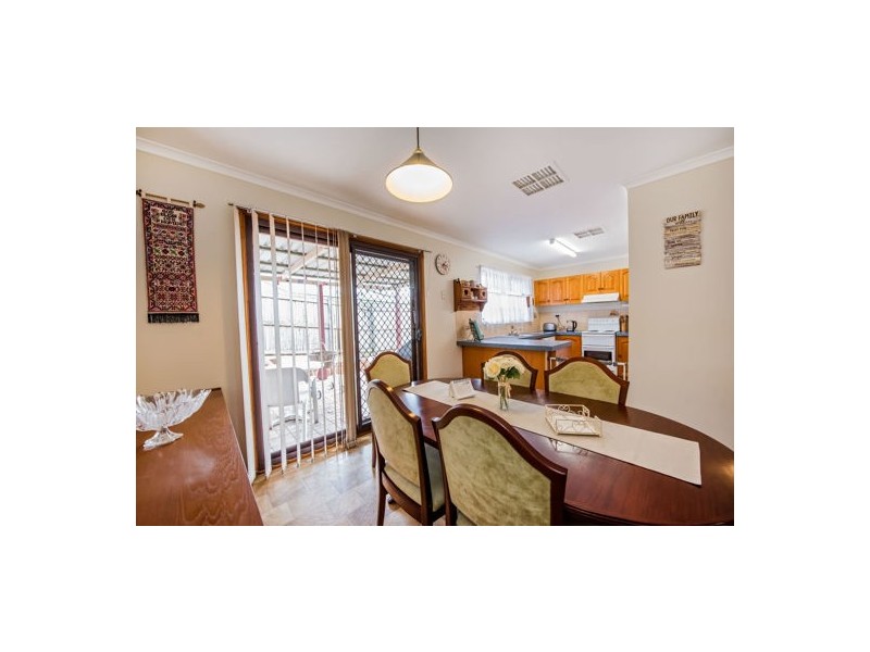 12 Grevillea Drive, Glenella QLD 4740