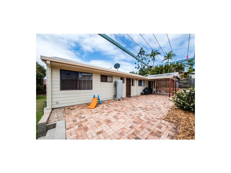 12 Grevillea Drive, Glenella QLD 4740