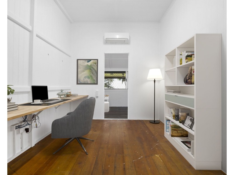 25 Shepherd Road, Eimeo QLD 4740