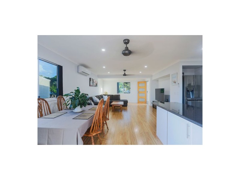28 Magpie Street, Slade Point QLD 4740