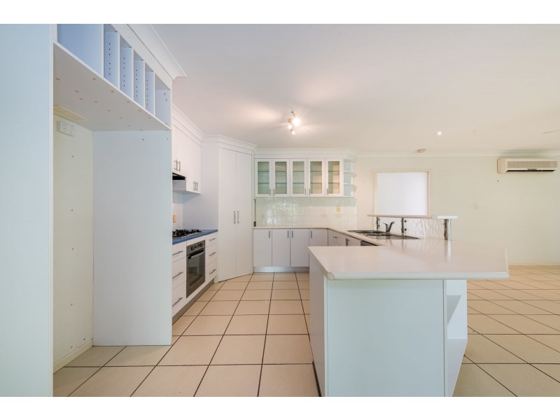124 Dawson Boulevard, Rural View QLD 4740