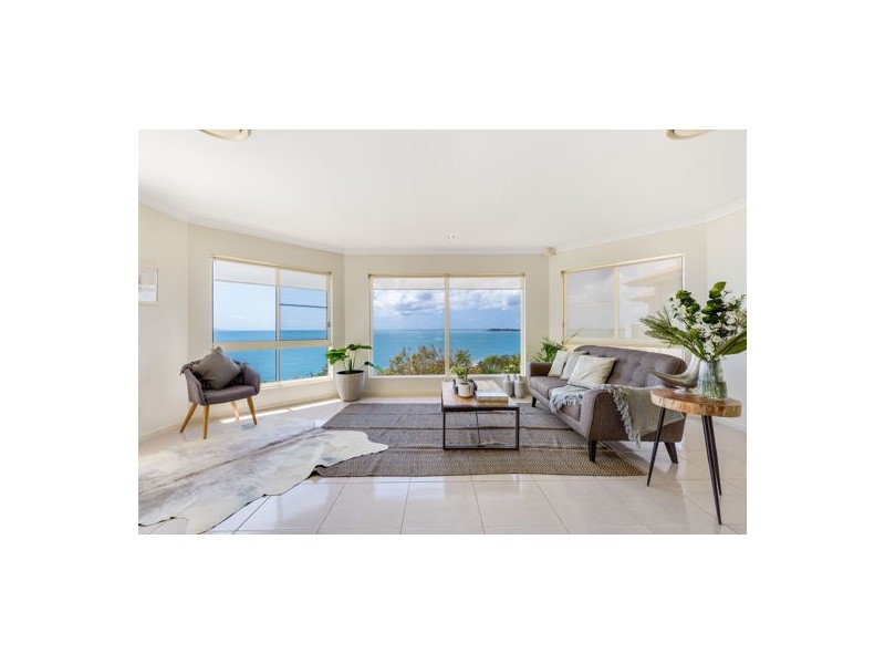 18 Sunrise Place, Blacks Beach QLD 4740