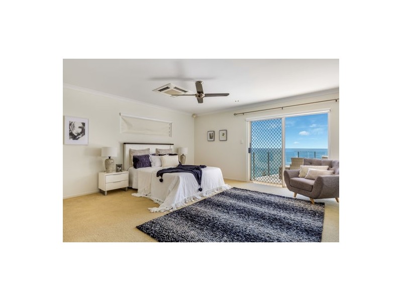 18 Sunrise Place, Blacks Beach QLD 4740