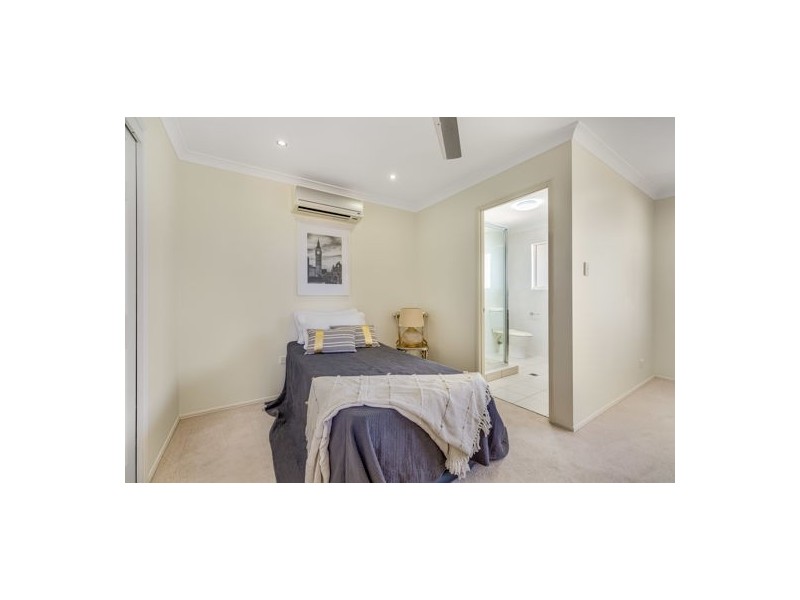 18 Sunrise Place, Blacks Beach QLD 4740