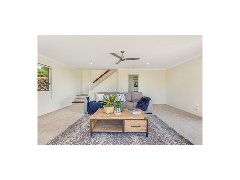 18 Sunrise Place, Blacks Beach QLD 4740