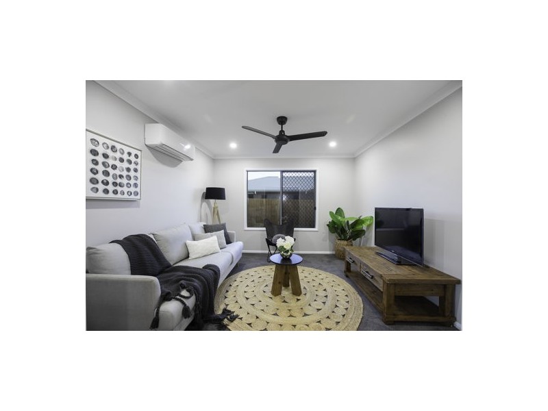 9 Beachwood Circuit, Bakers Creek QLD 4740