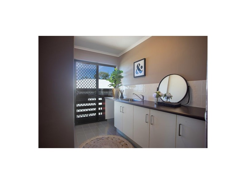 18 Nunkeri Drive, North Mackay QLD 4740
