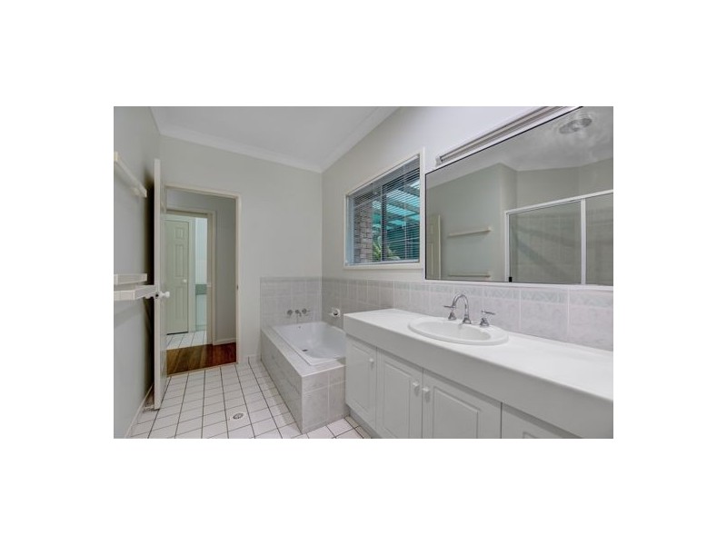 26 Elizabeth Drive, Bucasia QLD 4750