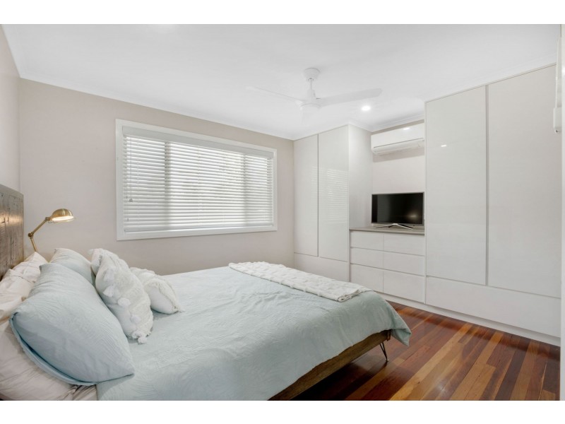 17 Norfolk Drive, Andergrove QLD 4740