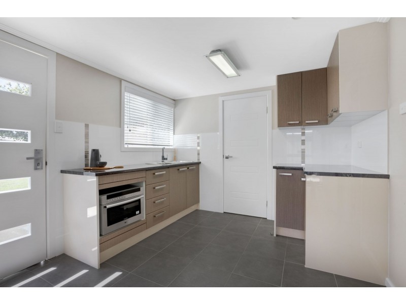 17 Norfolk Drive, Andergrove QLD 4740