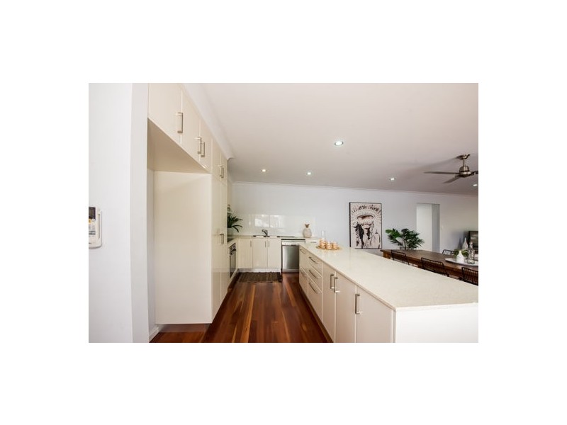 32 McIntyre Street, East Mackay QLD 4740