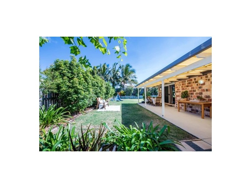 22 Helmsman Drive, Bucasia QLD 4750