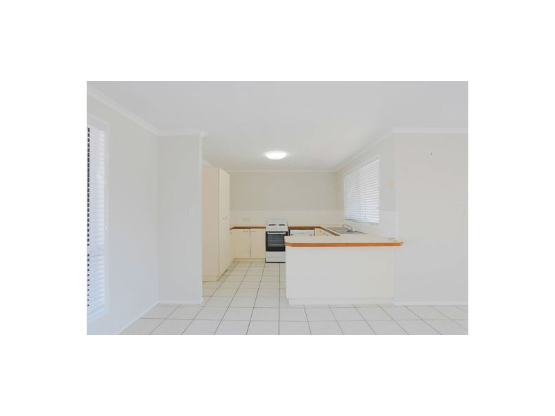 100 Broomdykes Drive, Beaconsfield QLD 4740