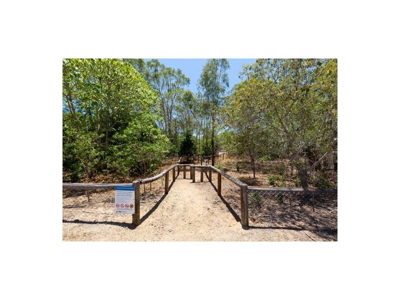 67 Corella Way, Blacks Beach QLD 4740