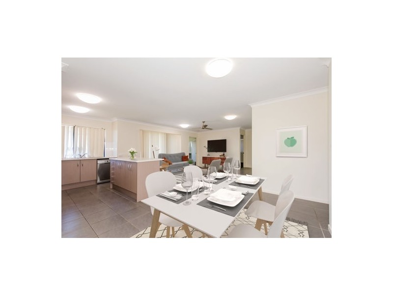 4 Highcrest Court, Bucasia QLD 4750