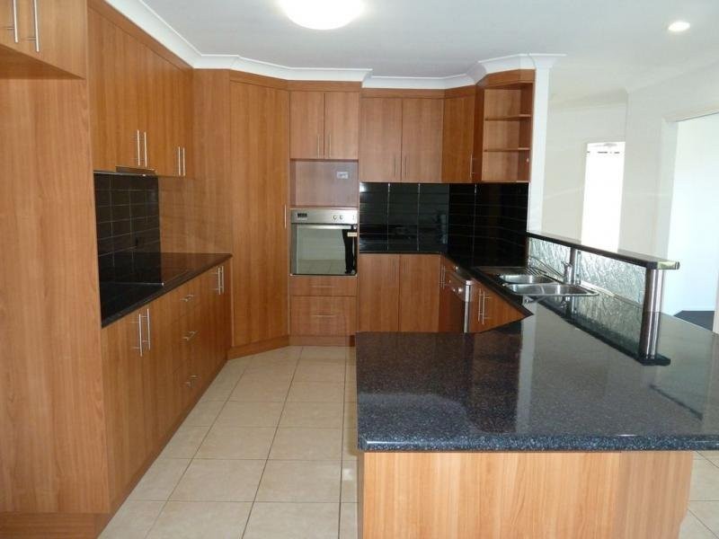 20 Firefly Crescent, Ooralea QLD 4740