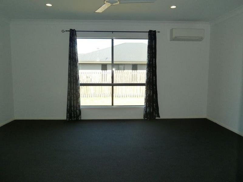 20 Firefly Crescent, Ooralea QLD 4740