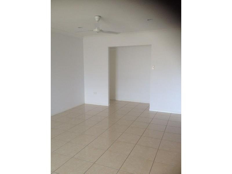 20 Firefly Crescent, Ooralea QLD 4740