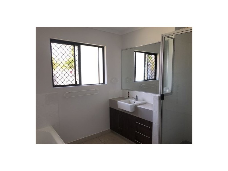 73 Busuttin Drive, Eimeo QLD 4740