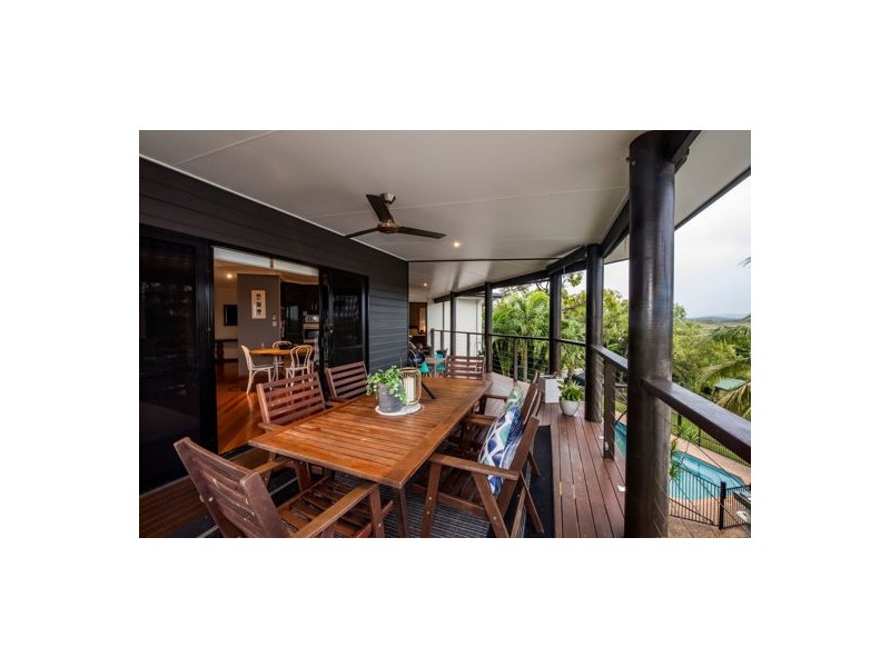 5 Palmview Court, Rural View QLD 4740