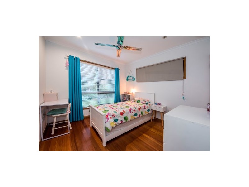 5 Palmview Court, Rural View QLD 4740