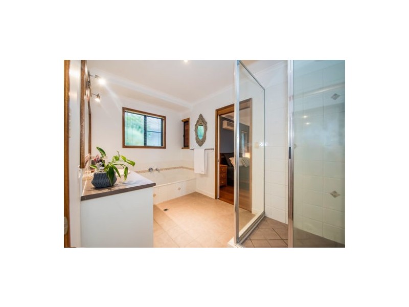 5 Palmview Court, Rural View QLD 4740