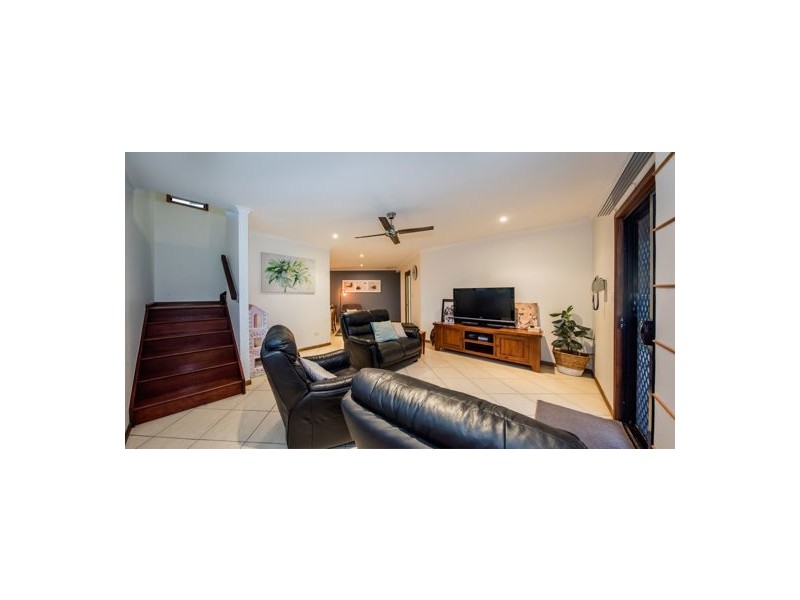 5 Palmview Court, Rural View QLD 4740