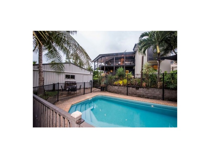 5 Palmview Court, Rural View QLD 4740