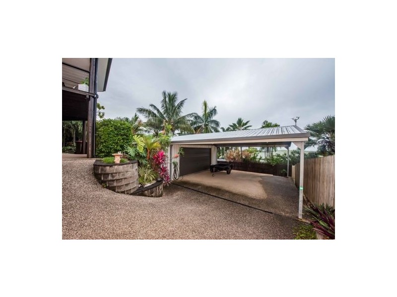 5 Palmview Court, Rural View QLD 4740