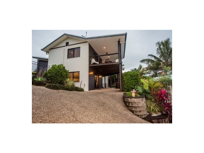 5 Palmview Court, Rural View QLD 4740