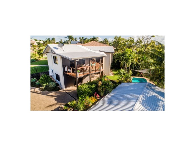 5 Palmview Court, Rural View QLD 4740