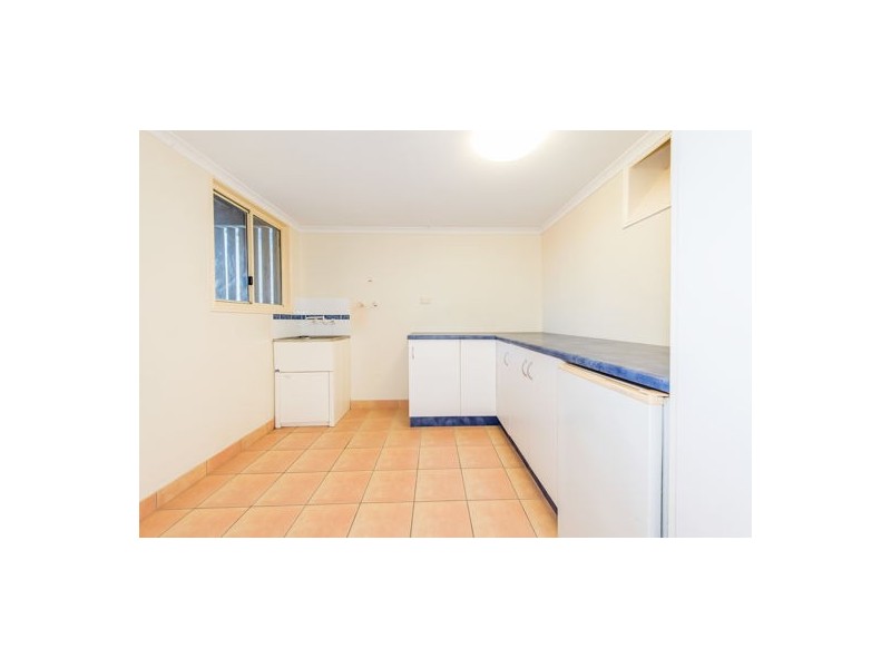 5 Murray Close, Rural View QLD 4740