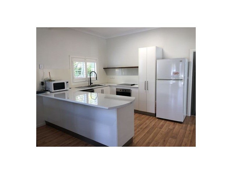 1 Vine Street, North Mackay QLD 4740