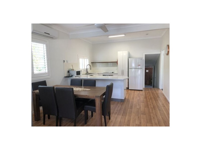 1 Vine Street, North Mackay QLD 4740