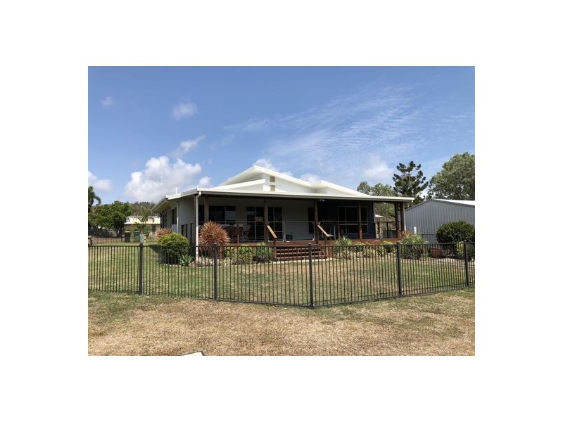2 Springcliffe Drive, Seaforth QLD 4741