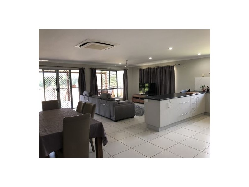 2 Springcliffe Drive, Seaforth QLD 4741