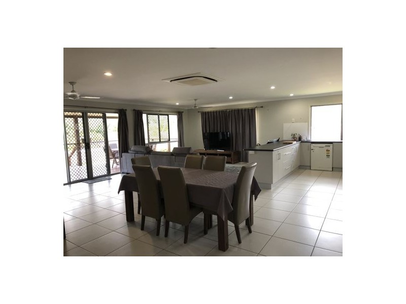 2 Springcliffe Drive, Seaforth QLD 4741