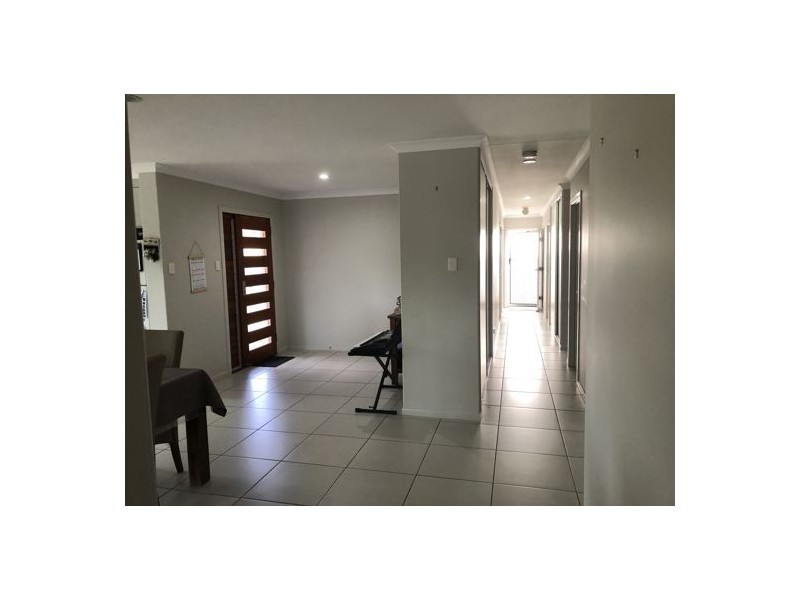 2 Springcliffe Drive, Seaforth QLD 4741