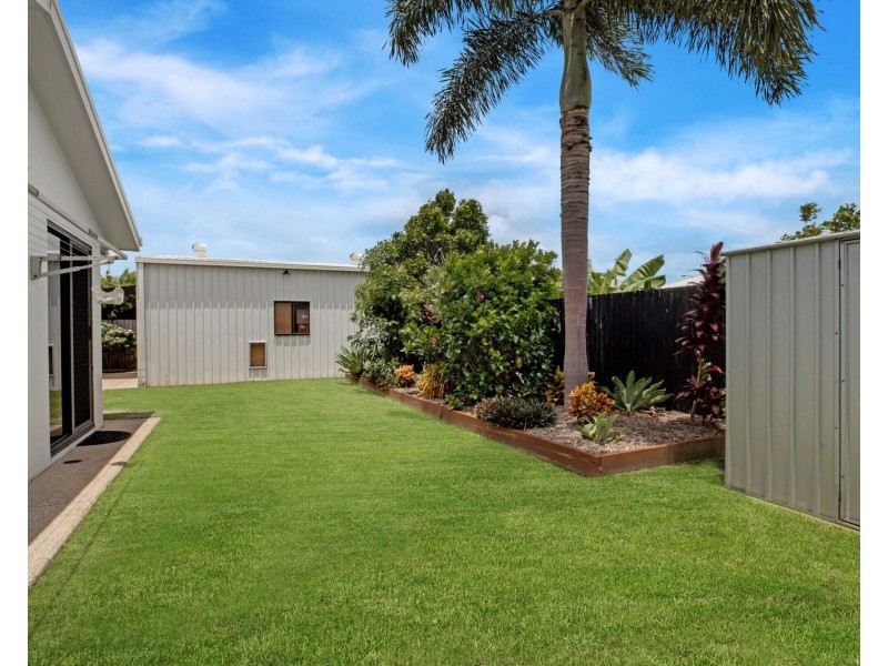15 Eros Court, Ooralea QLD 4740