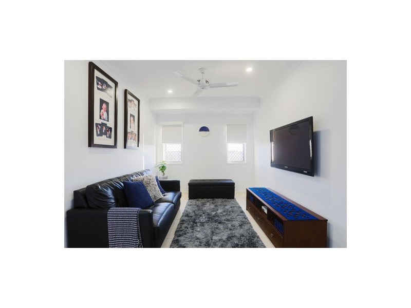 8 Emma Drive, Richmond QLD 4740