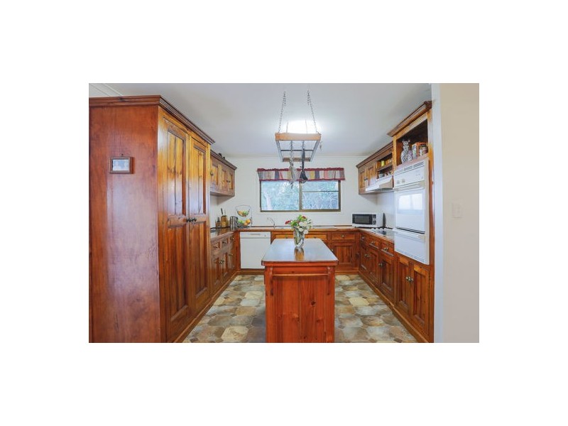 39 Burnell Drive, Alligator Creek QLD 4740