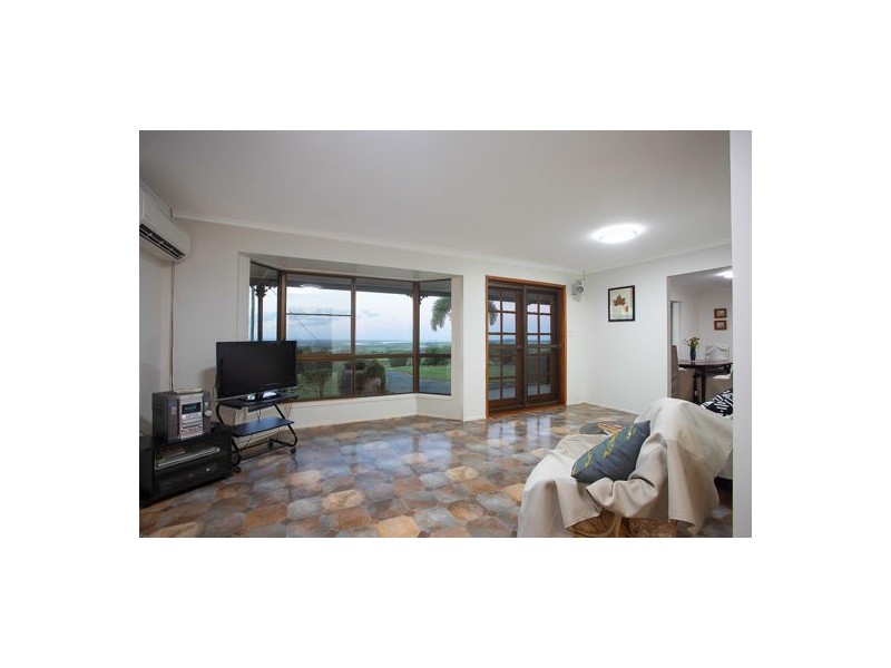 39 Burnell Drive, Alligator Creek QLD 4740