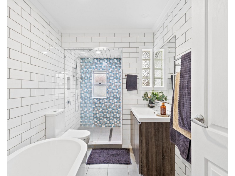 4 School Street, North Mackay QLD 4740