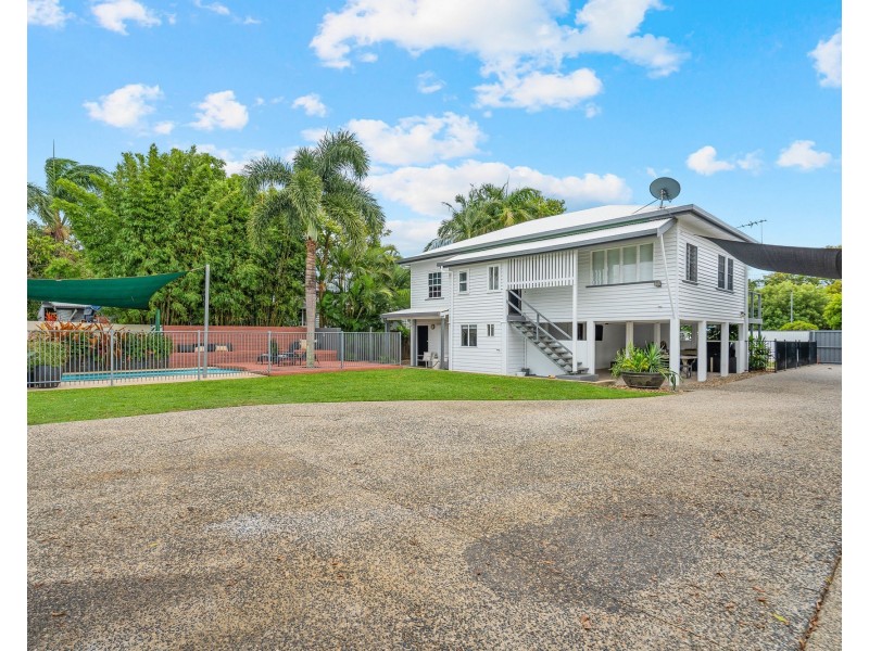 4 School Street, North Mackay QLD 4740